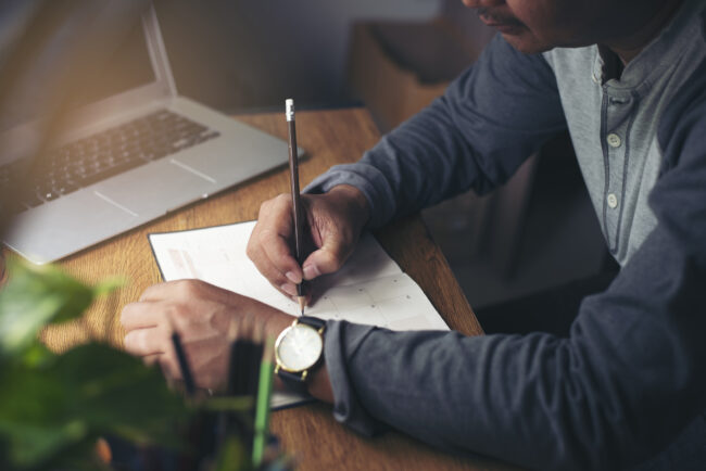 This calendar outlines the responsibilities that retirement plan sponsors must adhere to, specifically focusing on 401(k) plans for the year 2025.
